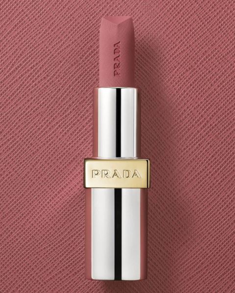 Новинки для губ от Prada Beauty, Bobbi Brown, Hermès и Celine